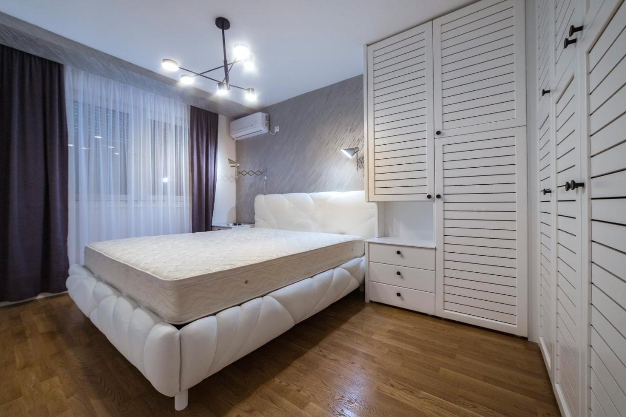 Apartman Pesic Apartment Пирот Екстериор снимка